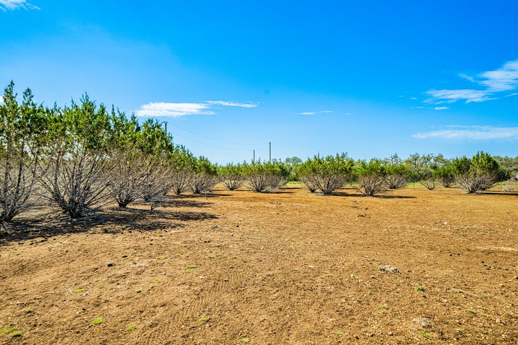 195 NW Crooked Creek Path