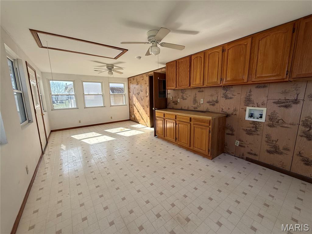 718 N Sturgeon Street