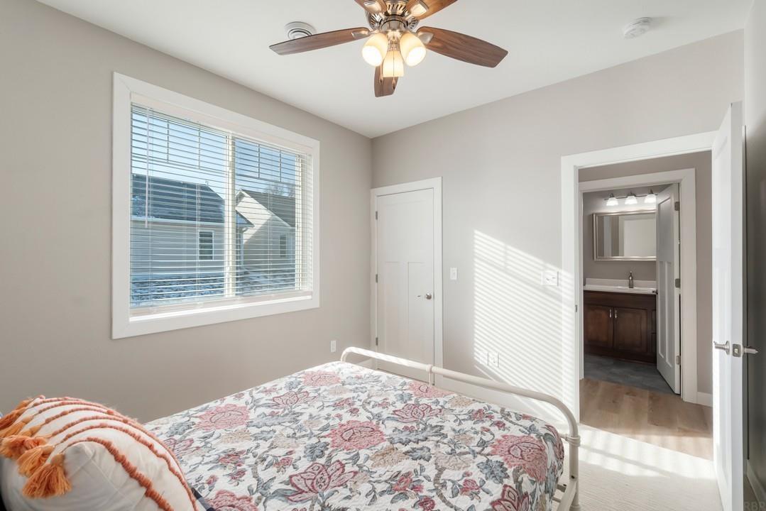 812 Parkside Lane