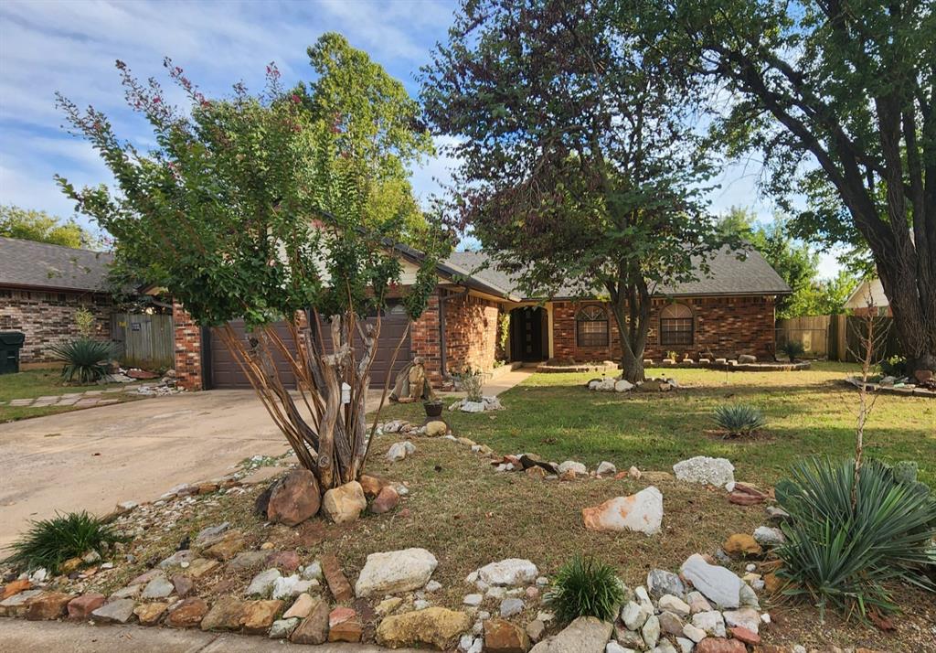 Investment opportunity available. 3 bed, 2 bath fixer-upper located in an established neighborhood, just minutes from highway 9 and the University of Oklahoma. Spacious living area with vaulted ceiling, tile flooring, cozy fireplace and built-ins. Roof Shingles updated 2020. Kitchen updated approximately 2020 with granite countertops, tile back splash and built-in appliances. Large primary bedroom with walk-in closet and renovated tile shower. Good sized secondary bedrooms and guest bath. Mature trees and large back yard. Home is in Foreclosure and being sold AS IS, where is. Time is of the essence! TLC and a little vision needed! Call for details.