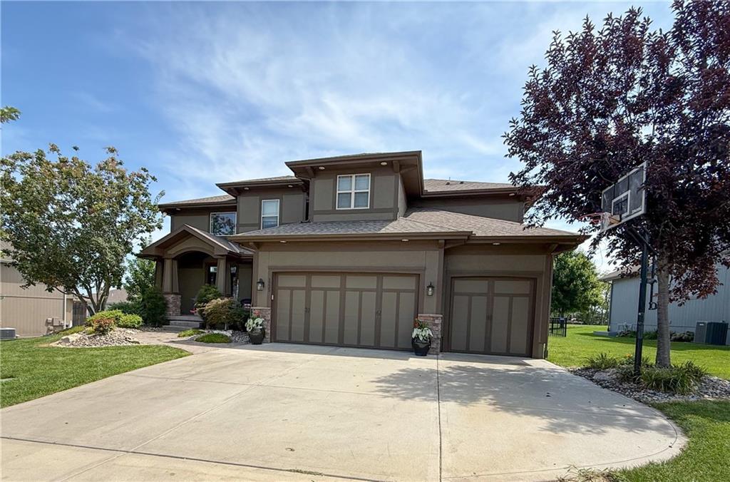 Stunning 6-Bedroom Home in Raymore’s Premier Golfing Community – Creekmoor!
Welcome to your dream home in the highly sought-after Creekmoor community! This beautifully designed 6-bedroom, 4.5-bathroom, 2-story home offers over 4,000 square feet of luxurious living space and is perfectly situated with views of the pristine Creekmoor golf course.
Step inside to find rich hardwood floors flowing throughout the main level and an open-concept floorplan filled with natural light. The gourmet kitchen features elegant cabinetry, granite countertops, a spacious island, and a walk-in pantry—ideal for both daily living and entertaining.
The expansive lower-level recreation room is the ultimate gathering spot, complete with a stylish wet bar—perfect for game nights or hosting guests. After a long day, relax on the screened-in, covered deck while taking in peaceful golf course views.
With 6 spacious bedrooms, including a luxurious primary suite, and 4 full bathrooms plus a convenient half bath, there’s room for everyone to spread out and feel right at home.
Creekmoor isn't just a neighborhood—it’s a lifestyle. Enjoy access to top-notch amenities including golf, a clubhouse, pool, lake, fitness center, and more.
Don’t miss this rare opportunity to own an incredible home in one of Raymore’s finest communities. Schedule your private showing today!
