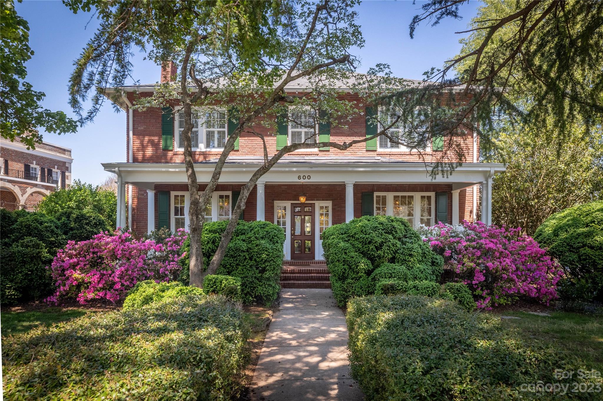 600 West Union Street