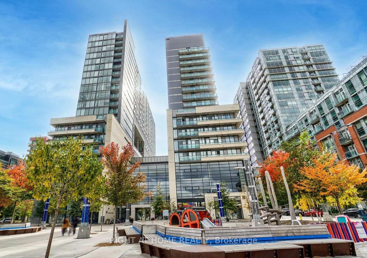36 Lisgar St 1617