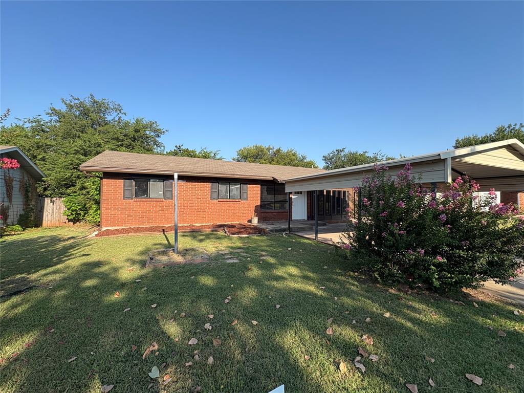 Located in a convenient part of Moore, 2605 Queensbury Rd offers quick access to I-35, I-240, Will Rogers Airport, OKC, and Norman—making it a practical spot for commuters. This 2 -bedroom home has an option for a 3rd bedroom and sits in the Moore Schools. Two living areas or optional 3rd bedroom. Recent updates include new kitchen cabinets, countertops, sink, dishwasher, flooring, fresh paint, and a new hot water tank. The kitchen provides plenty of storage and workspace, and the layout includes a large master bedroom with a big walk-in closet, plus another spacious bedroom on the opposite end of the home. Outside, the home features a rare setup for the area with a two-car carport and a three-car driveway, offering plenty of off-street parking. There’s also a separate garage/storage area on the side of the house, ideal for tools or extra storage. This home blends affordability, updates, and location in a growing part of Moore. Owner is a licensed real estate broker (#171221).