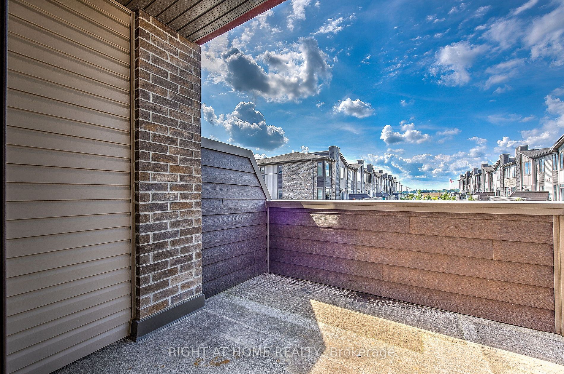 1960 E Dalmagarry Rd 202