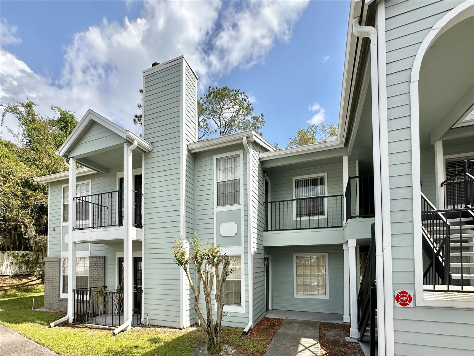 2550 N Alafaya Trail 12206