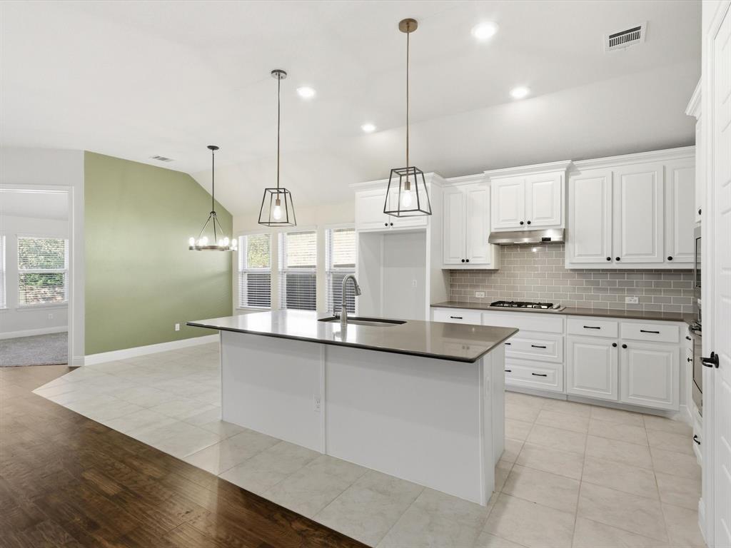 10113 Warberry Trail