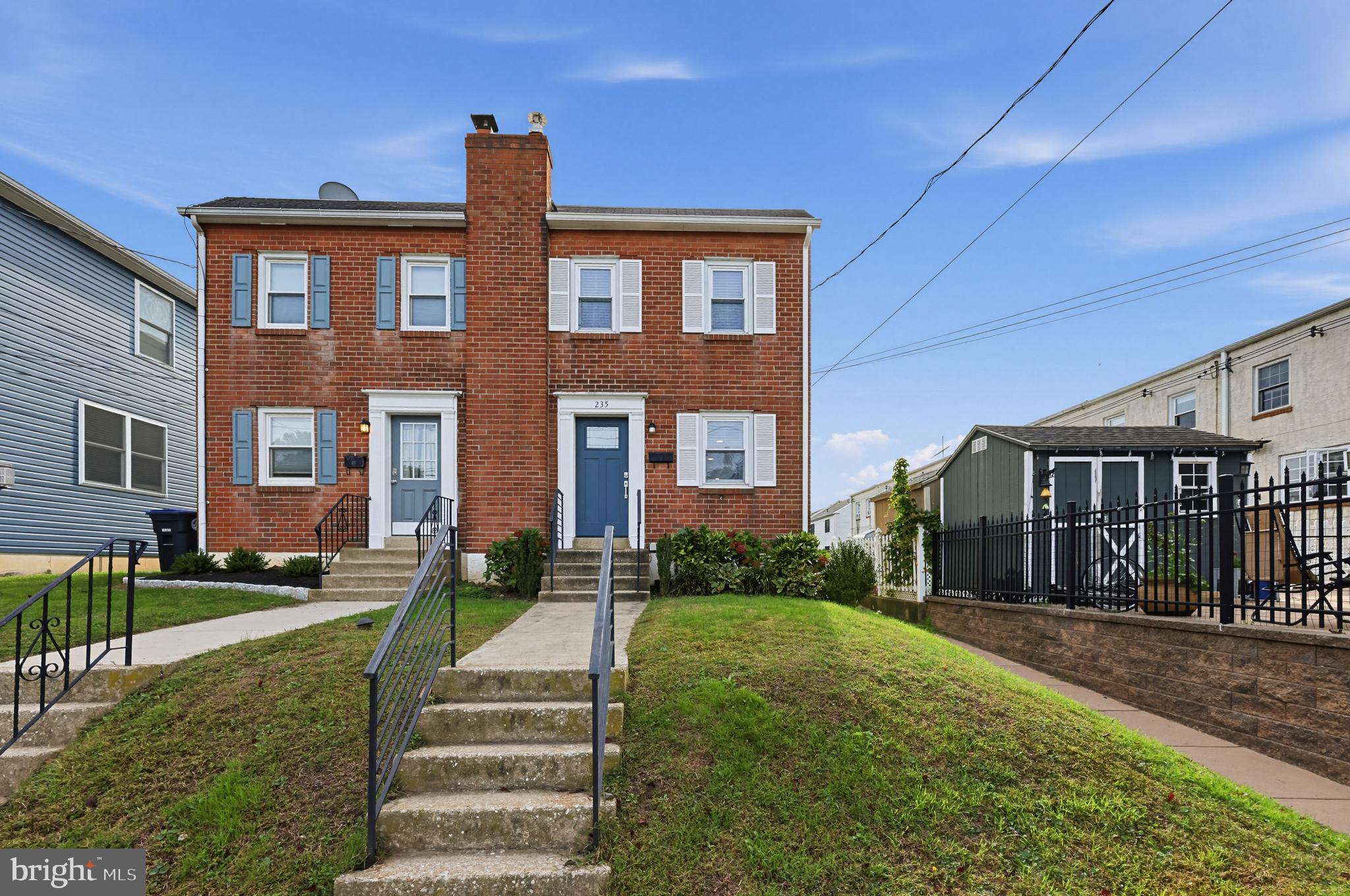 235 W 7th Avenue
