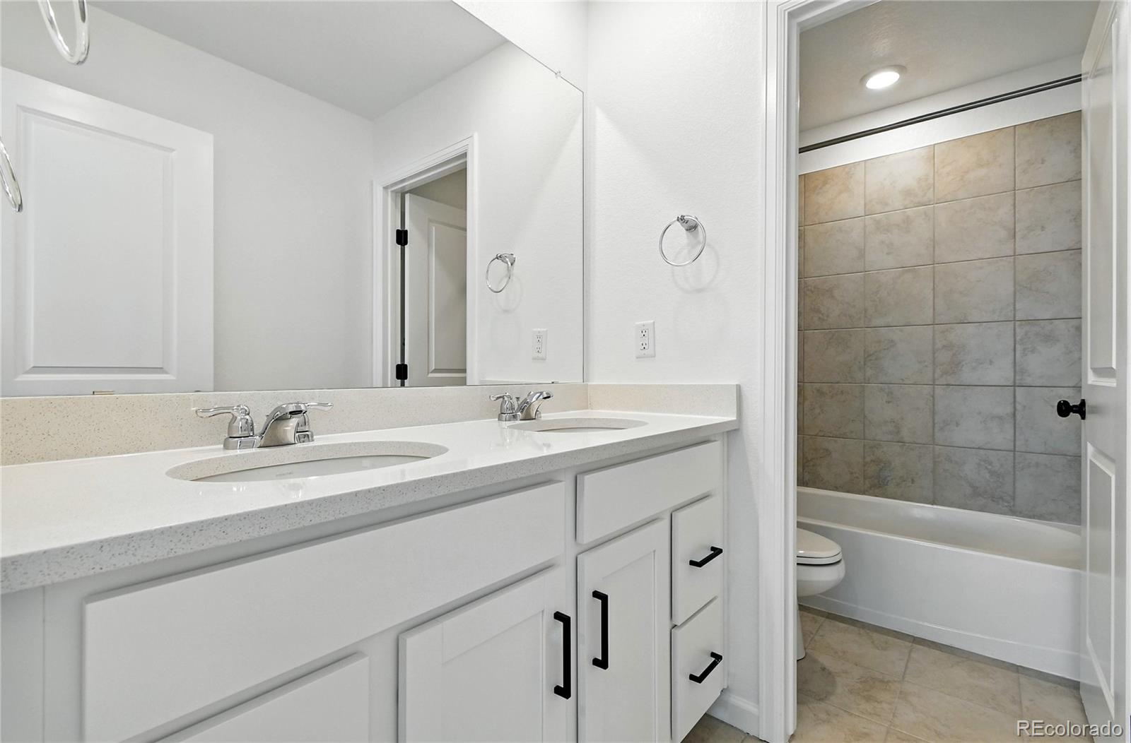 4225 Ridgewalk Point