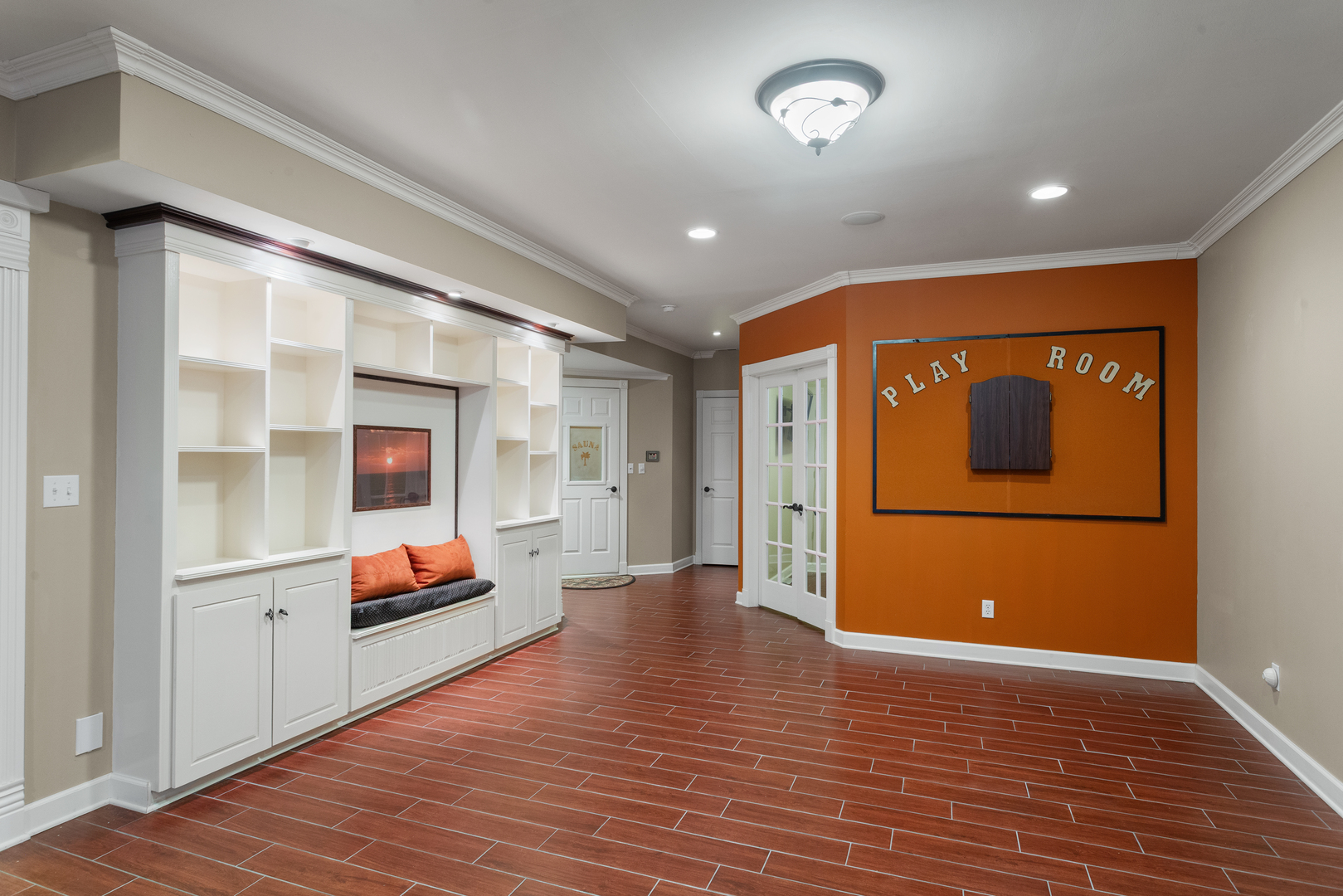 1808 S Orchard Drive