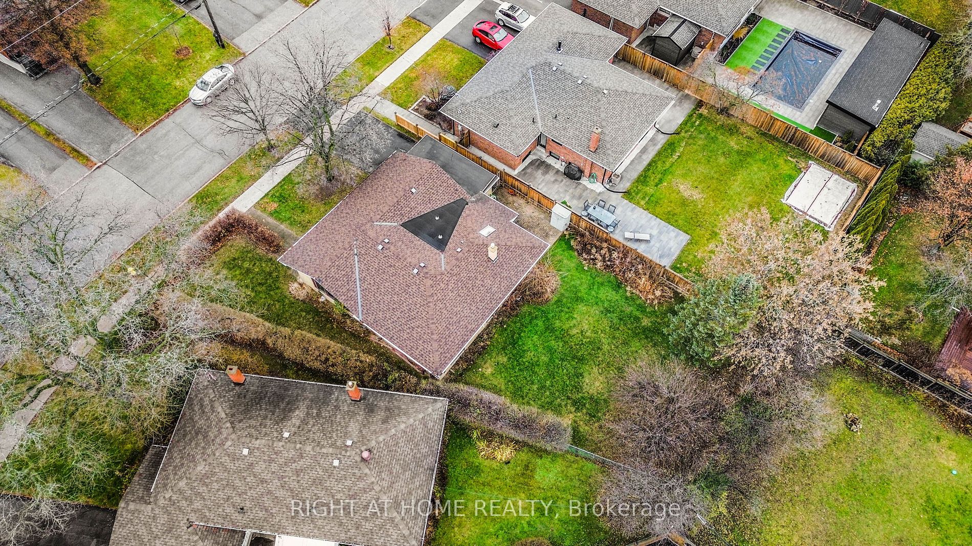 74 Cornerbrook Dr