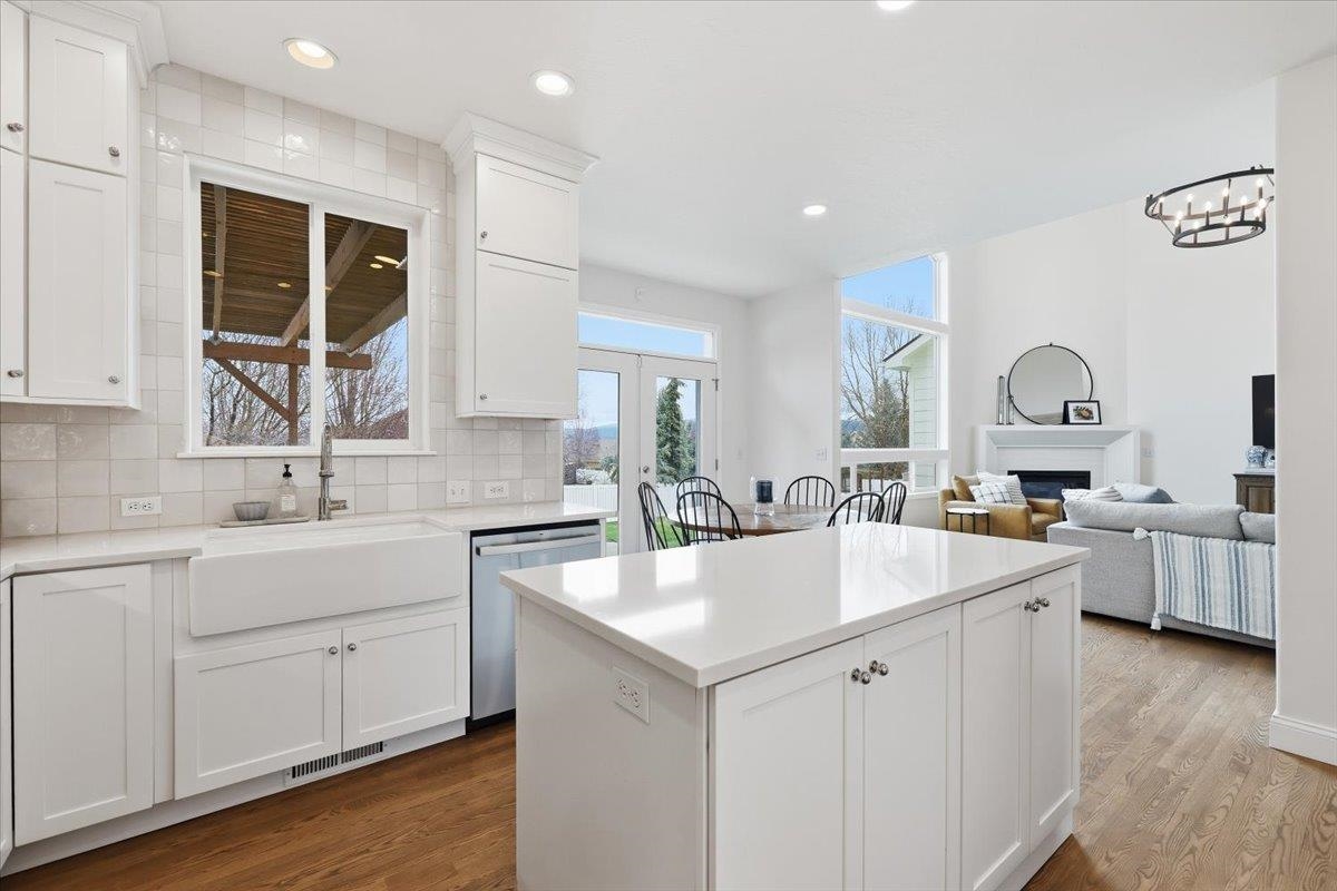 17405 E Morningside Ln