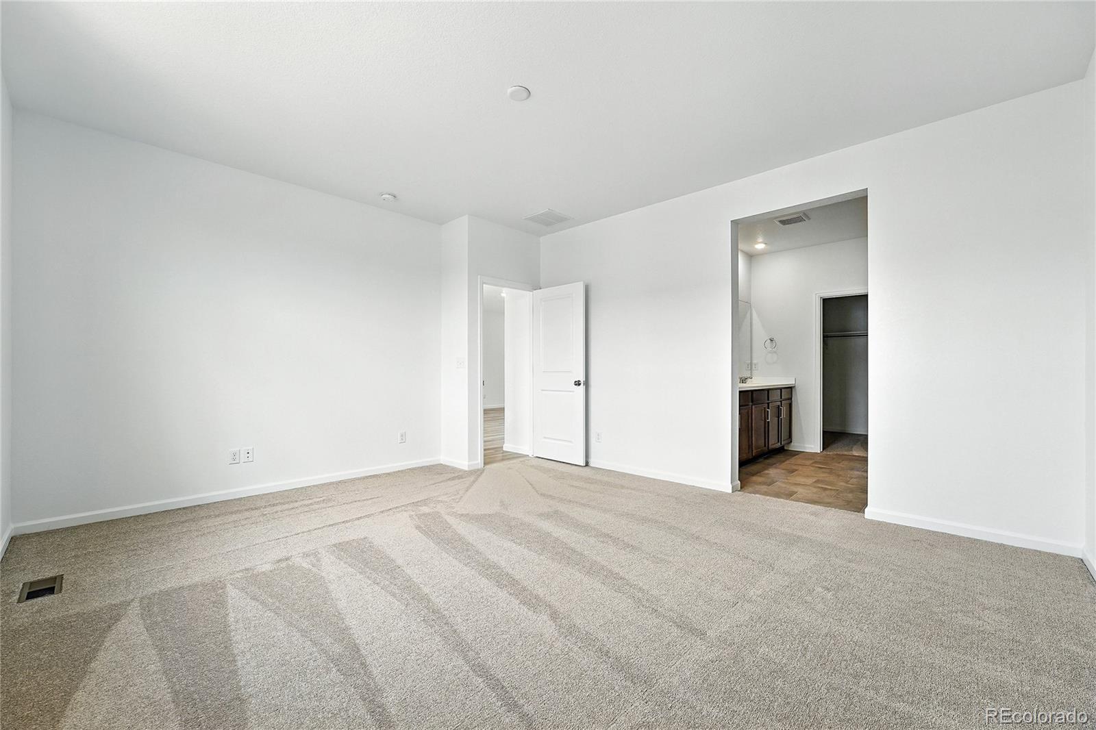 3411 N Denali Street