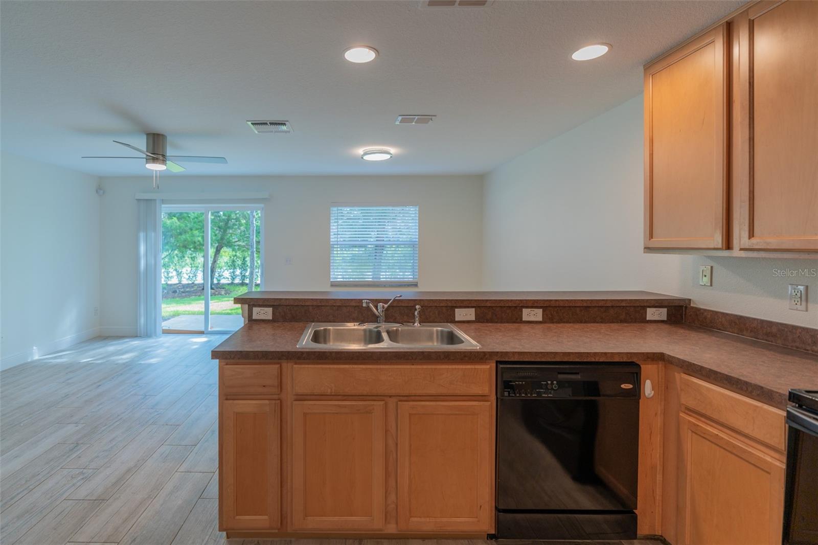 4084 Pitch Pine Circle