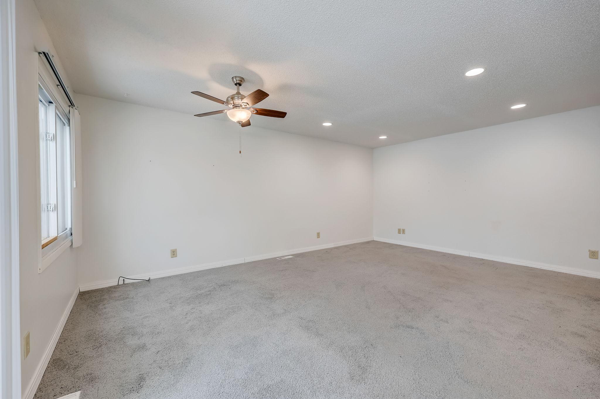 3967 Granada Avenue N