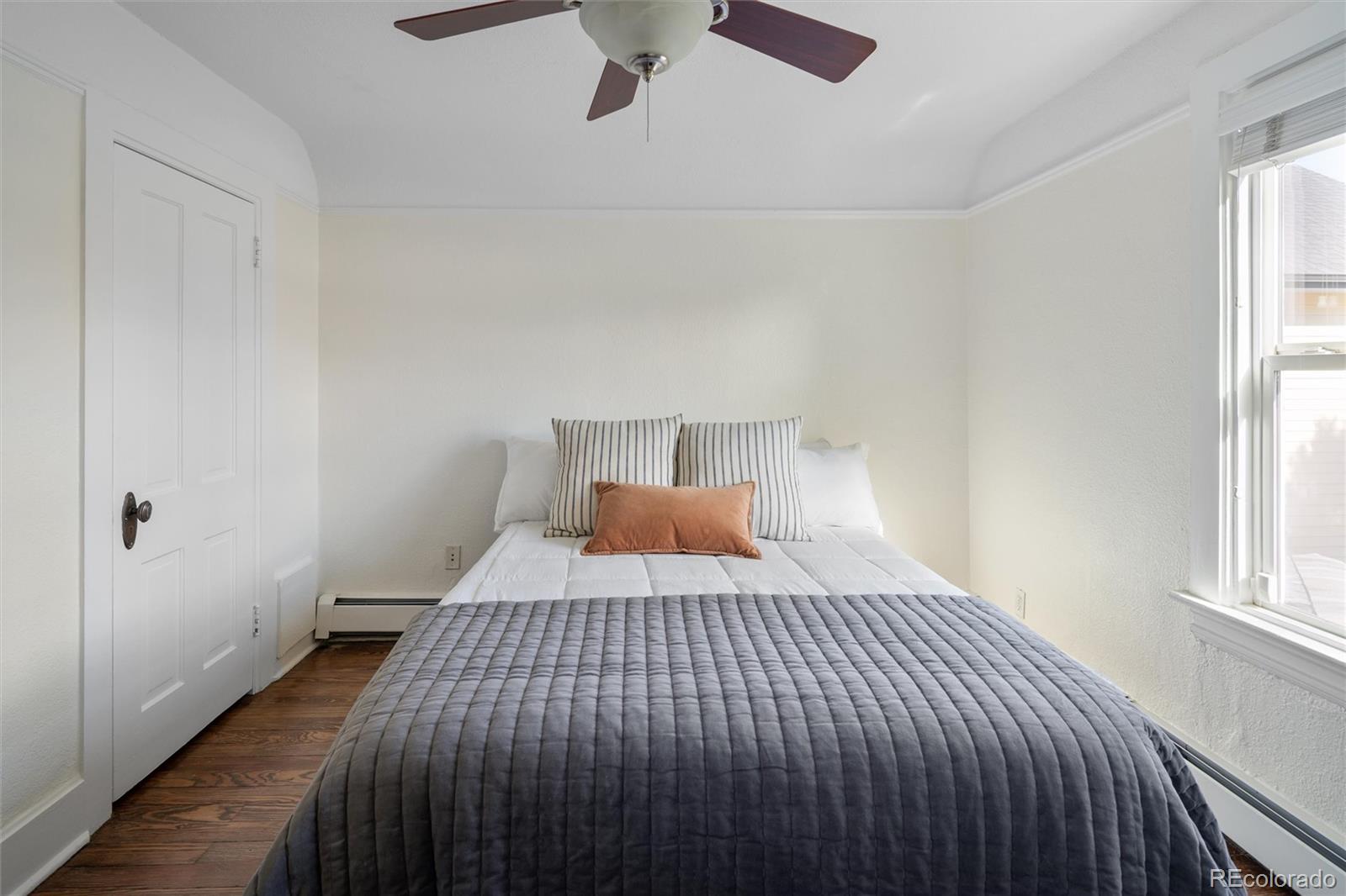 2078 S Pennsylvania Street