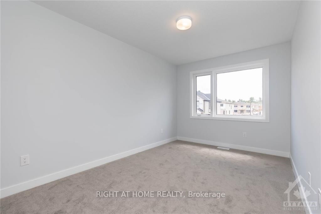 339 CROSSWAY Terr
