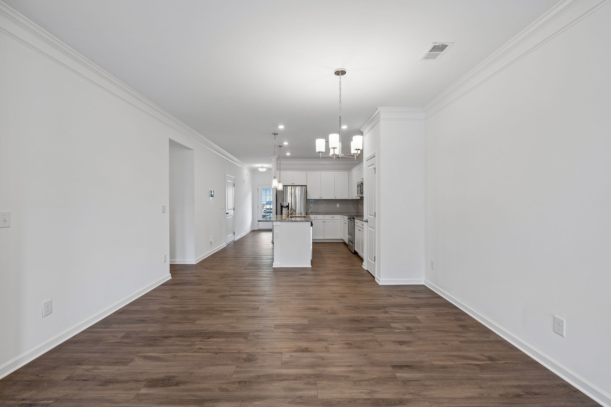 932 Millstream Dr