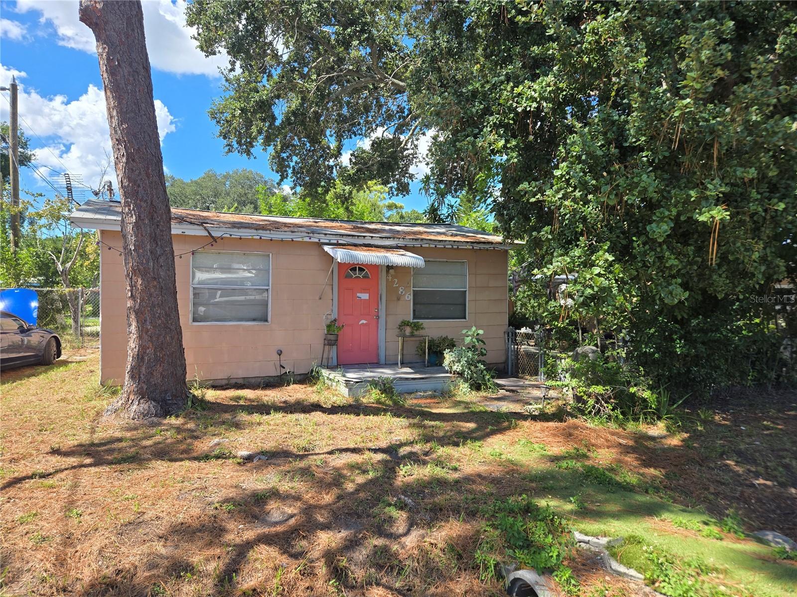 4286 37th Street N