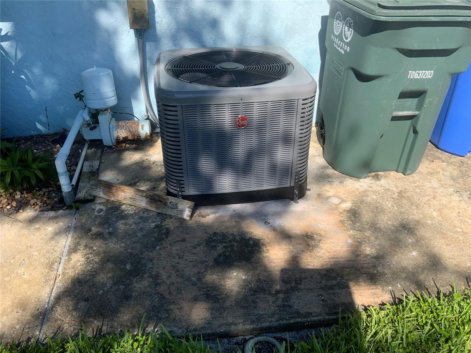 5205 36th Avenue Drive W