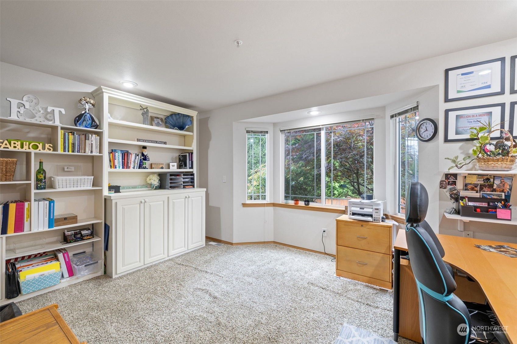 Unit B - 3rd Bedroom being used as a home office.