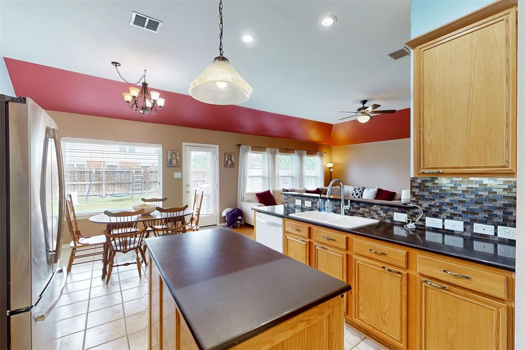 203 Millington Trail