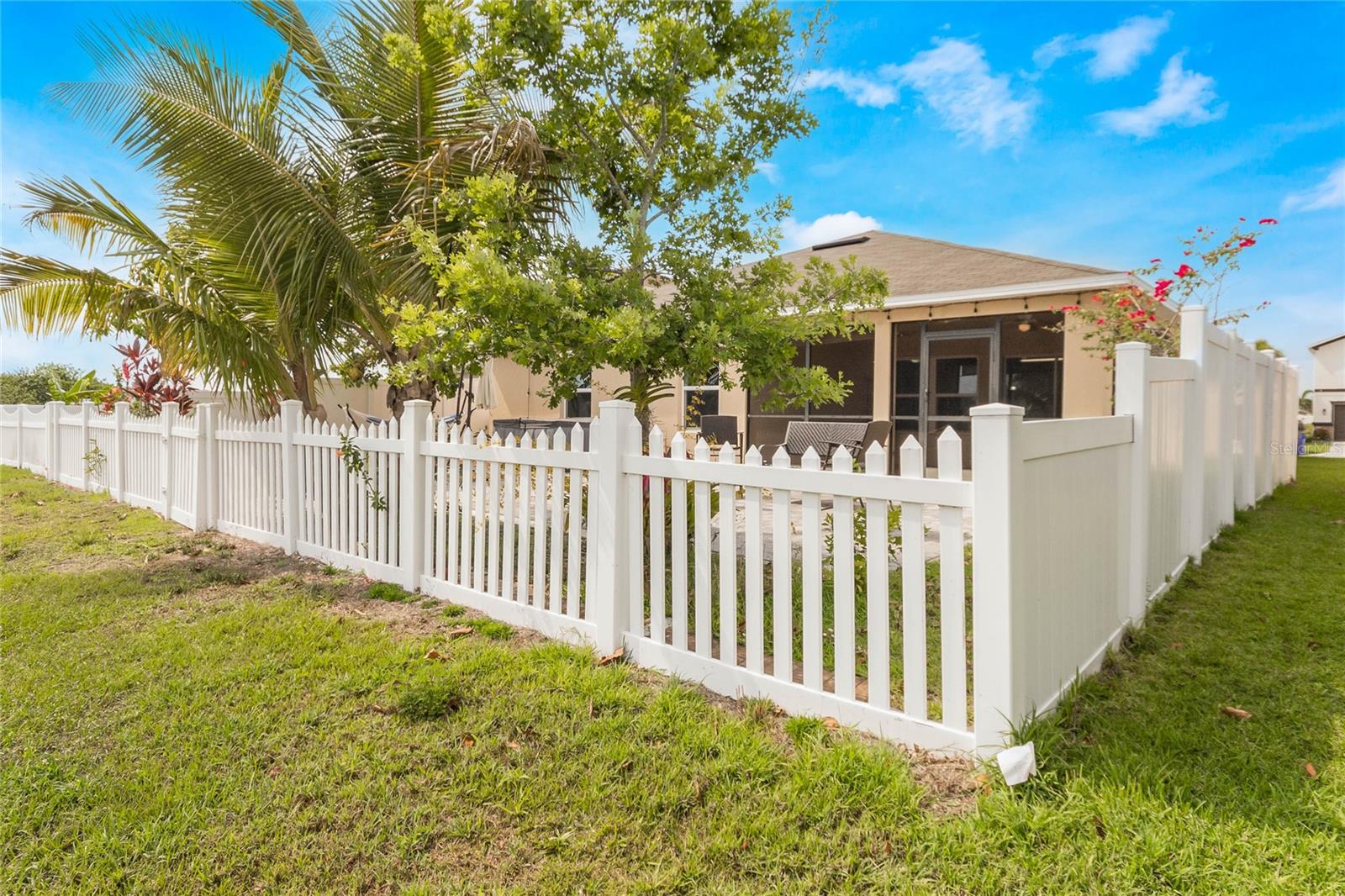 4602 Harvest Row Lane