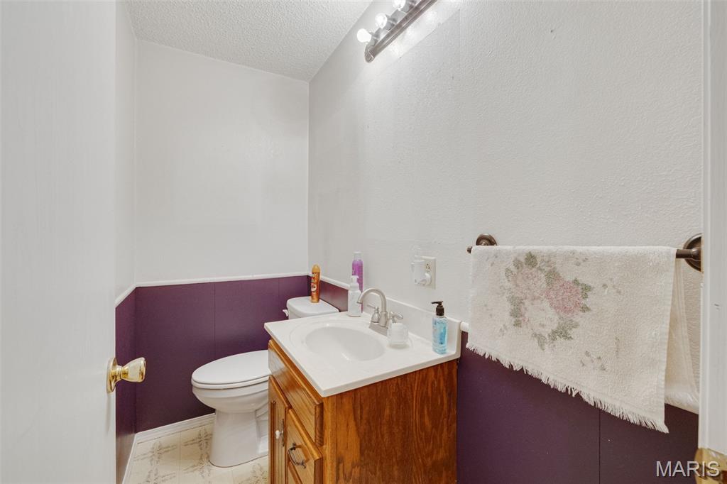 10023 Liberty ` Road