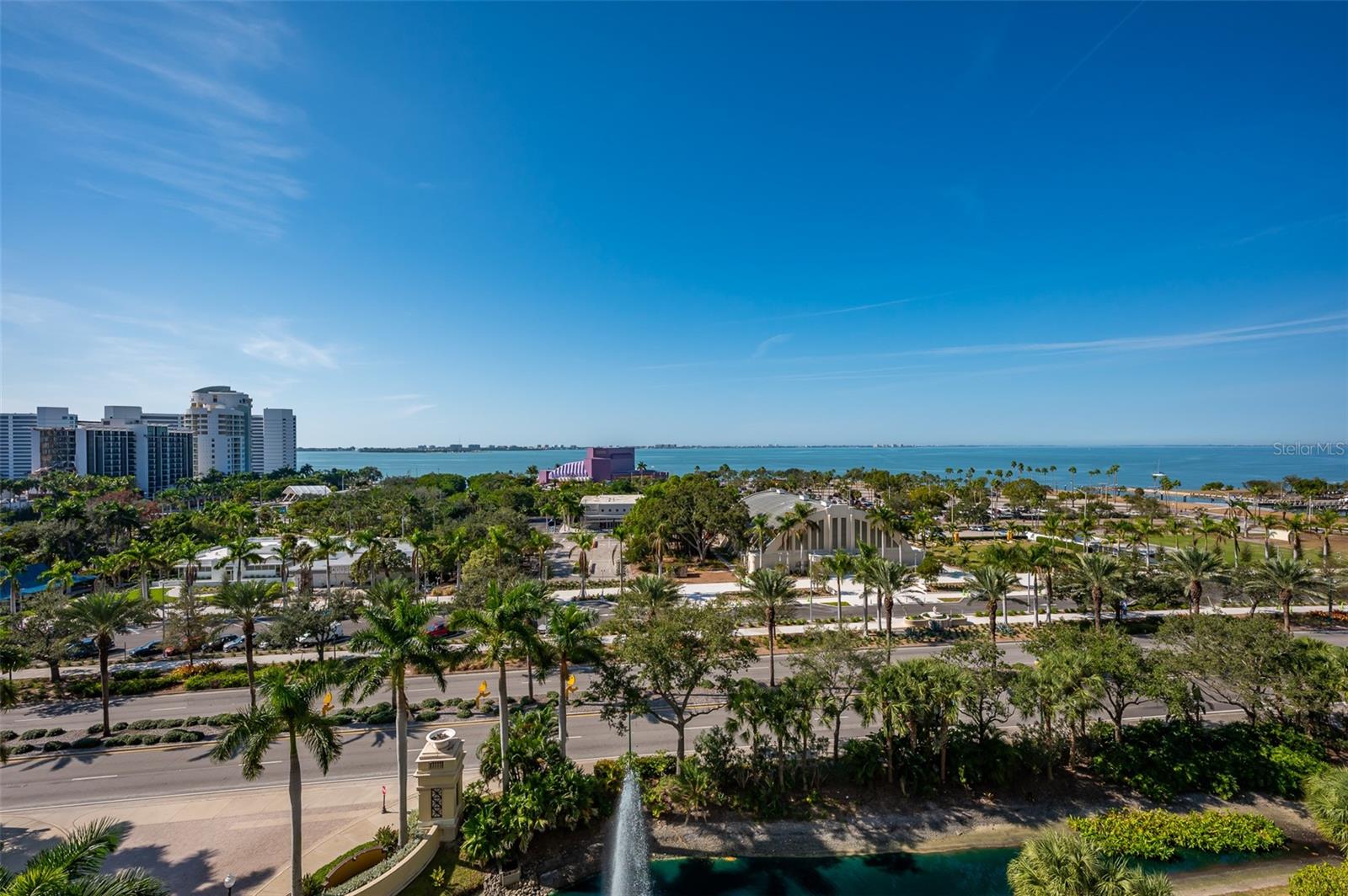 800 N Tamiami Trail 815