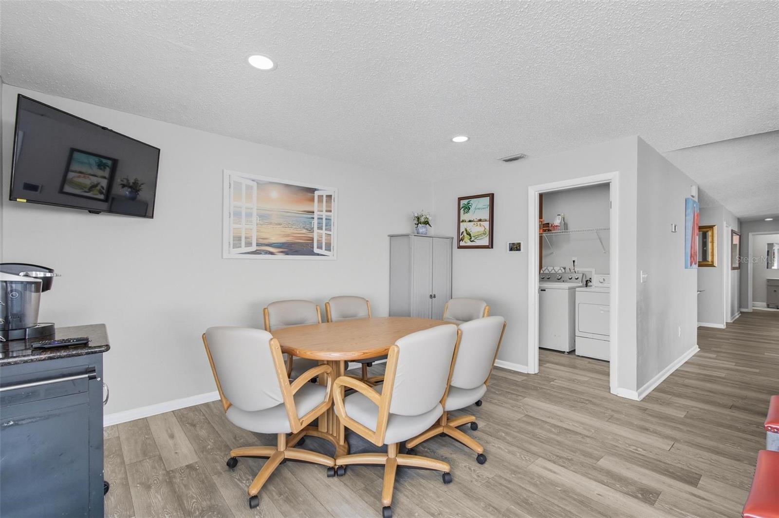 53 Cochise Court