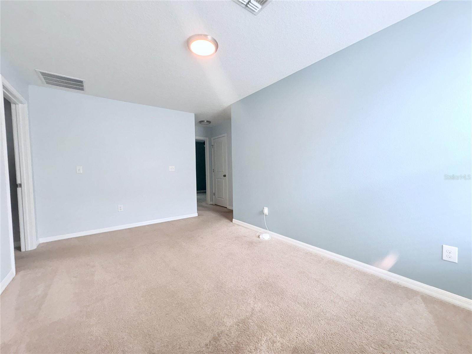 4935 Reflecting Pond Circle