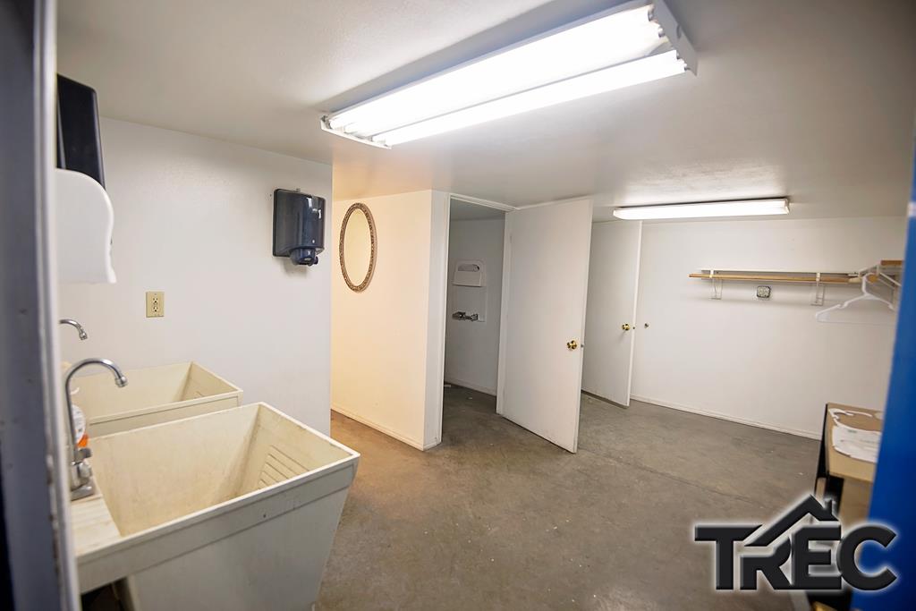 415 Alan Rd