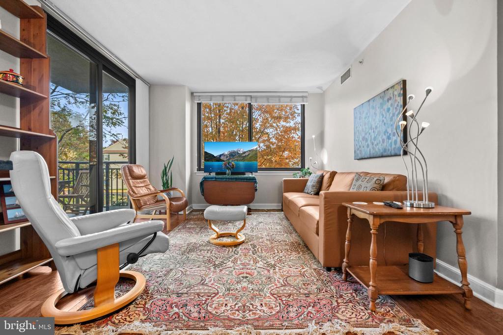 2451 Midtown Avenue 203