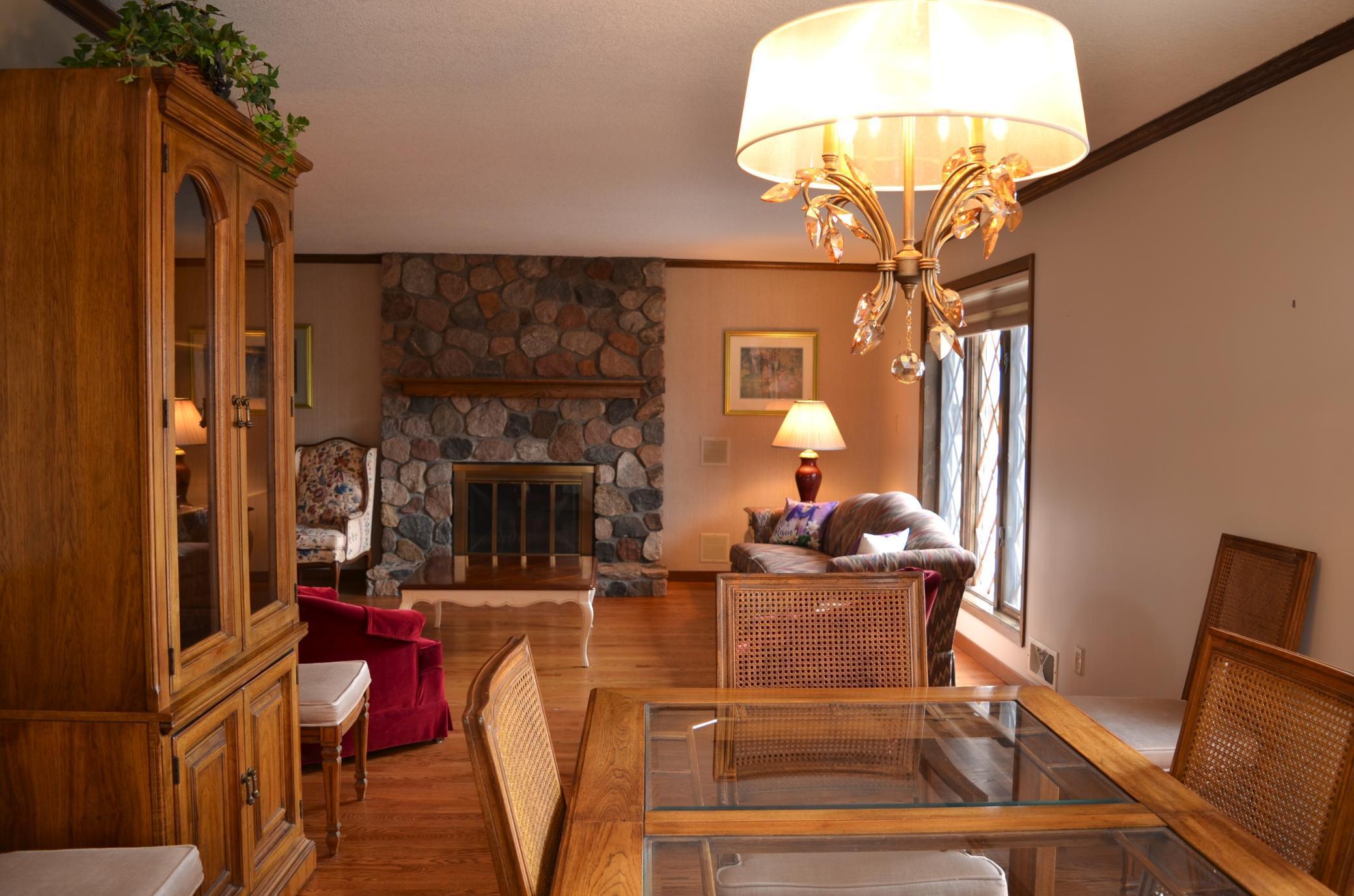 4336 Lookout Lane
