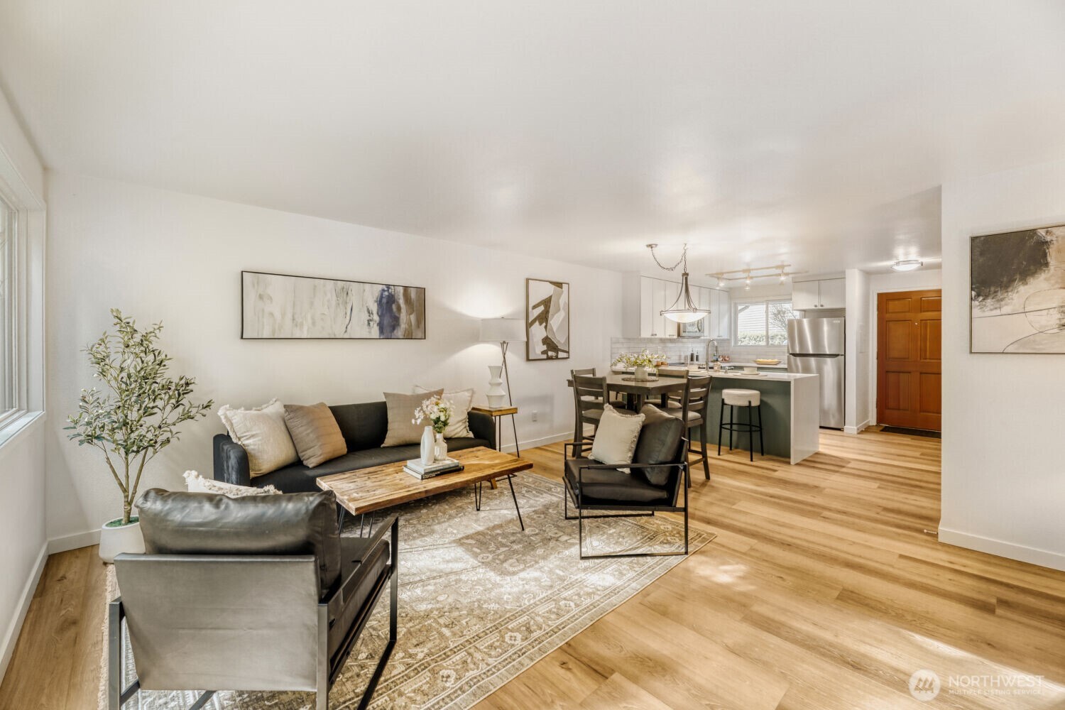 Completely remodeled 2-bedroom condo in the desirable Montavo Park community of Edmonds!  This beautifully updated home features brand-new flooring, fresh interior paint, a fully renovated kitchen with new cabinetry, countertops, and appliances, plus a stylishly updated bathroom. The bright and inviting living space offers a comfortable layout perfect for everyday living. Enjoy the convenience of low-maintenance condo living in a peaceful community just minutes from downtown Edmonds, waterfront parks, shopping, dining, and easy commuter access.