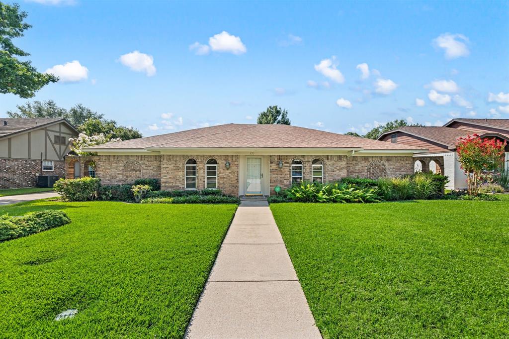 Welcome to 233 Hillview located in the beautiful Mayfair Subdivision where everyone’s lawn is nicely manicured! This charming updated home comes ready with Quarts counter tops, NEW LVP flooring, NEW appliances, NEW and Fresh paint and epoxy flooring in the garage! Don’t forget about the updated ceiling fans, decorative lighting & a fresh, lovely scent of brand new when you first walk in the front door! Who doesn’t love a wrap-a-round drive way with an electric gate? Close to shopping, nice restaurants, parks and biking trails! What more do you need? This won’t last long so don’t miss the opportunity to live in the convenient location of hurst!
