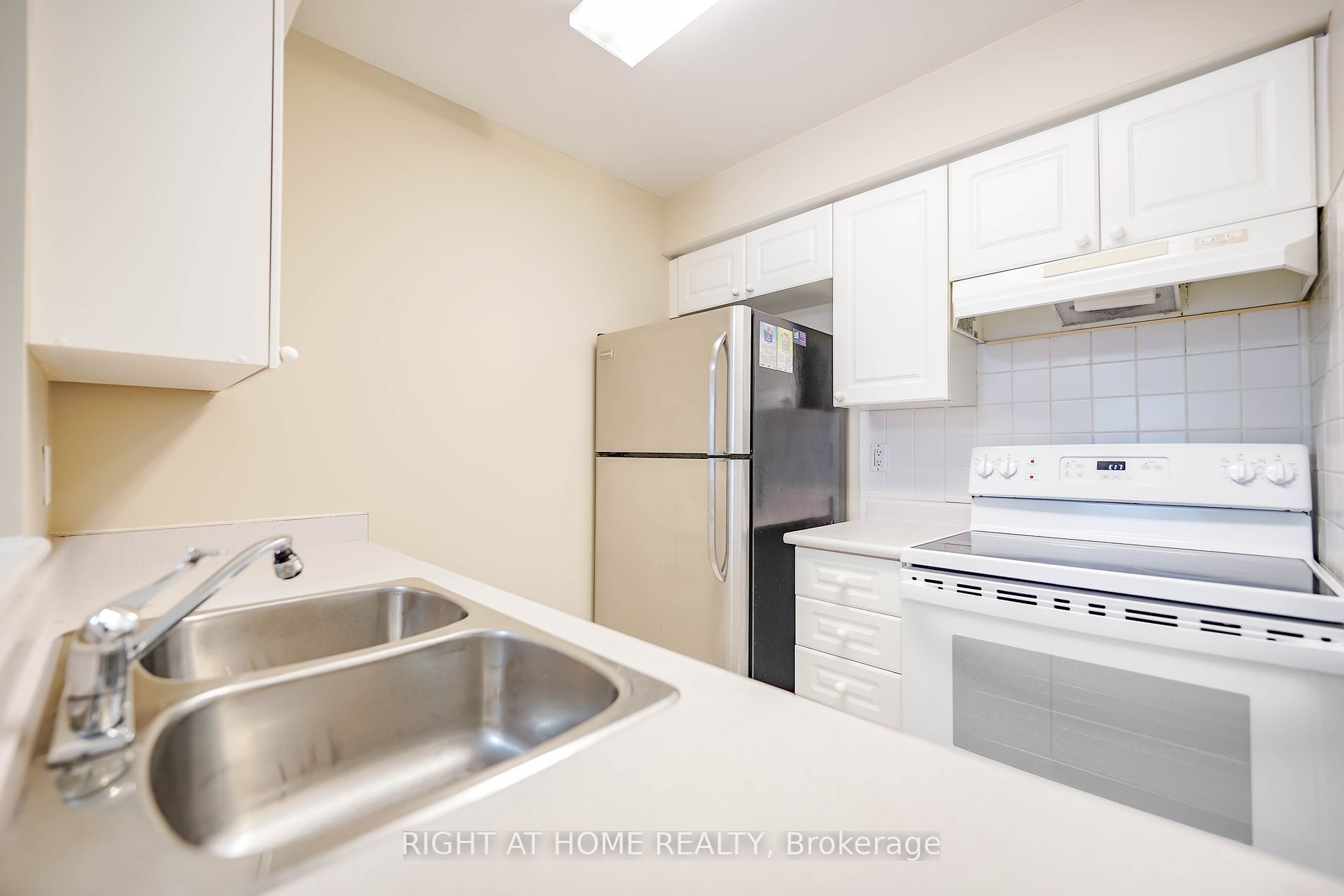 233 Beecroft Rd 319