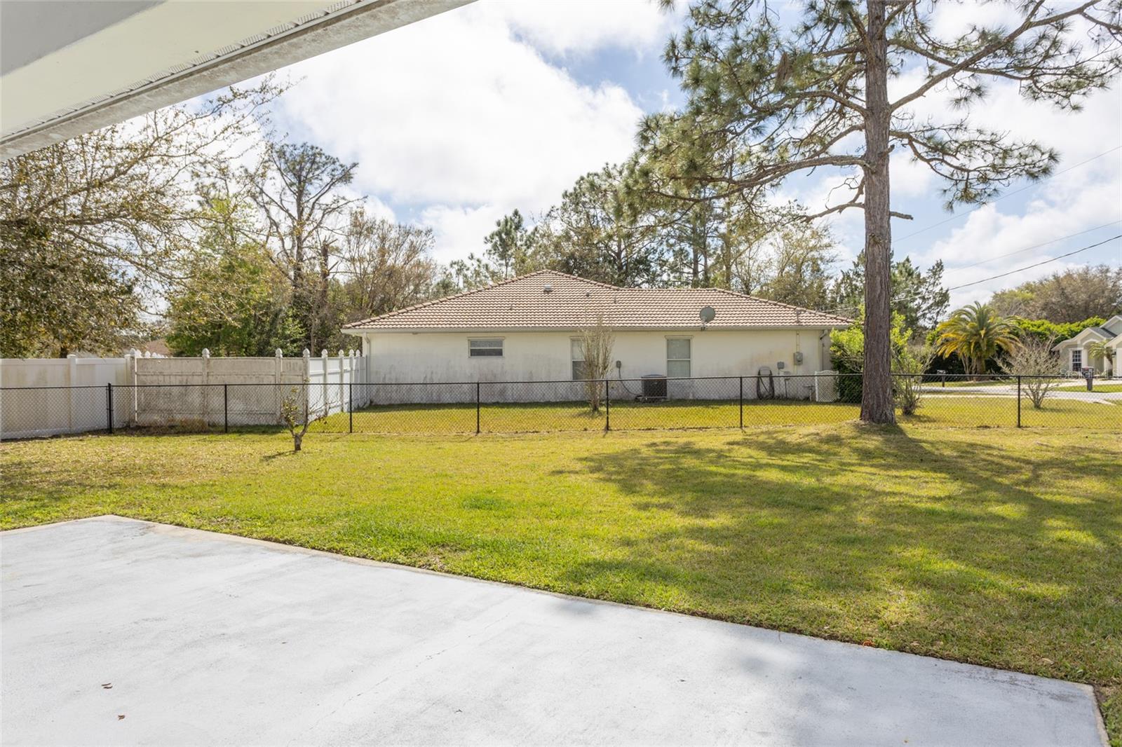 72 Prattwood Lane