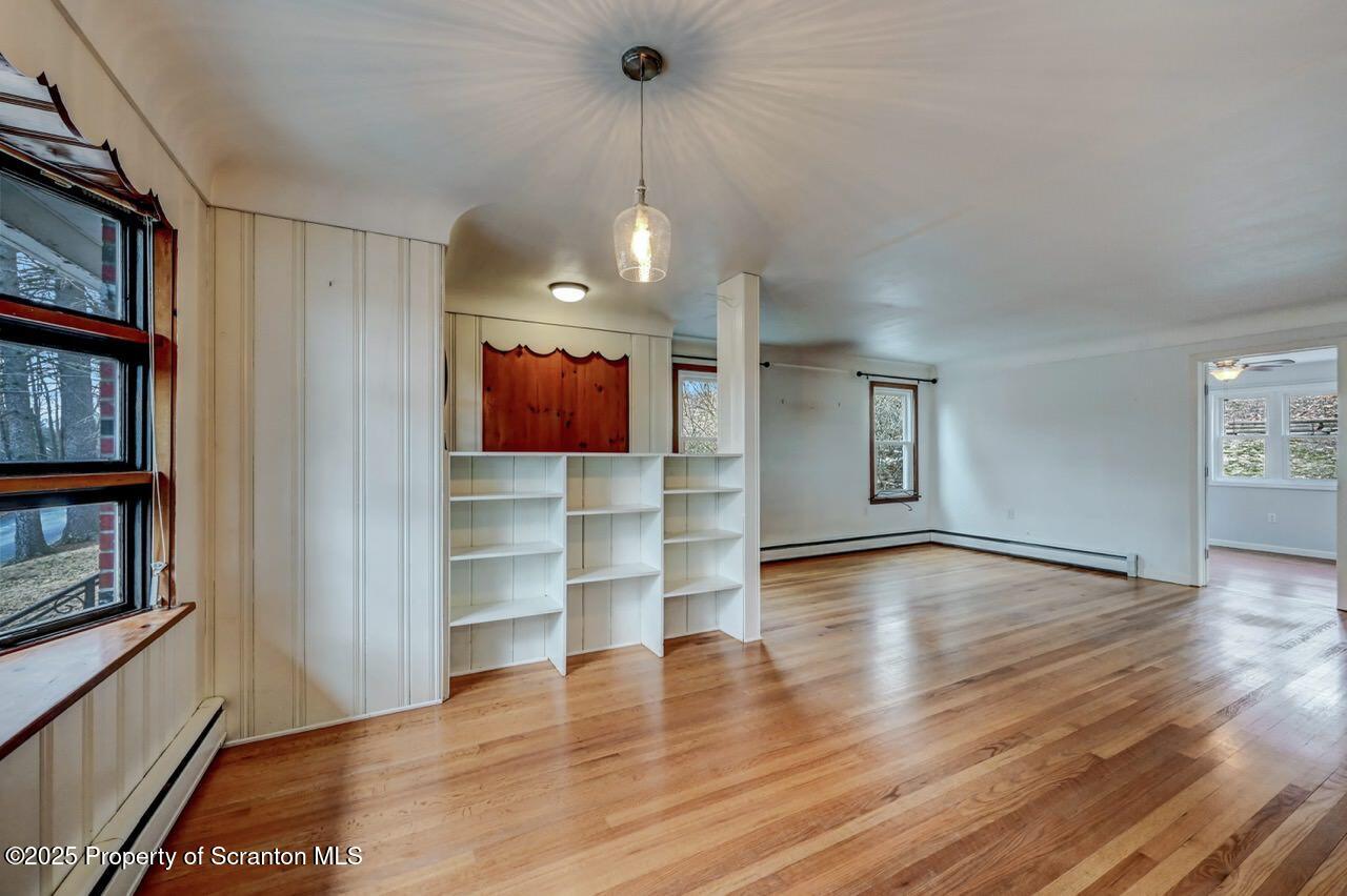 302 Thurston Street
