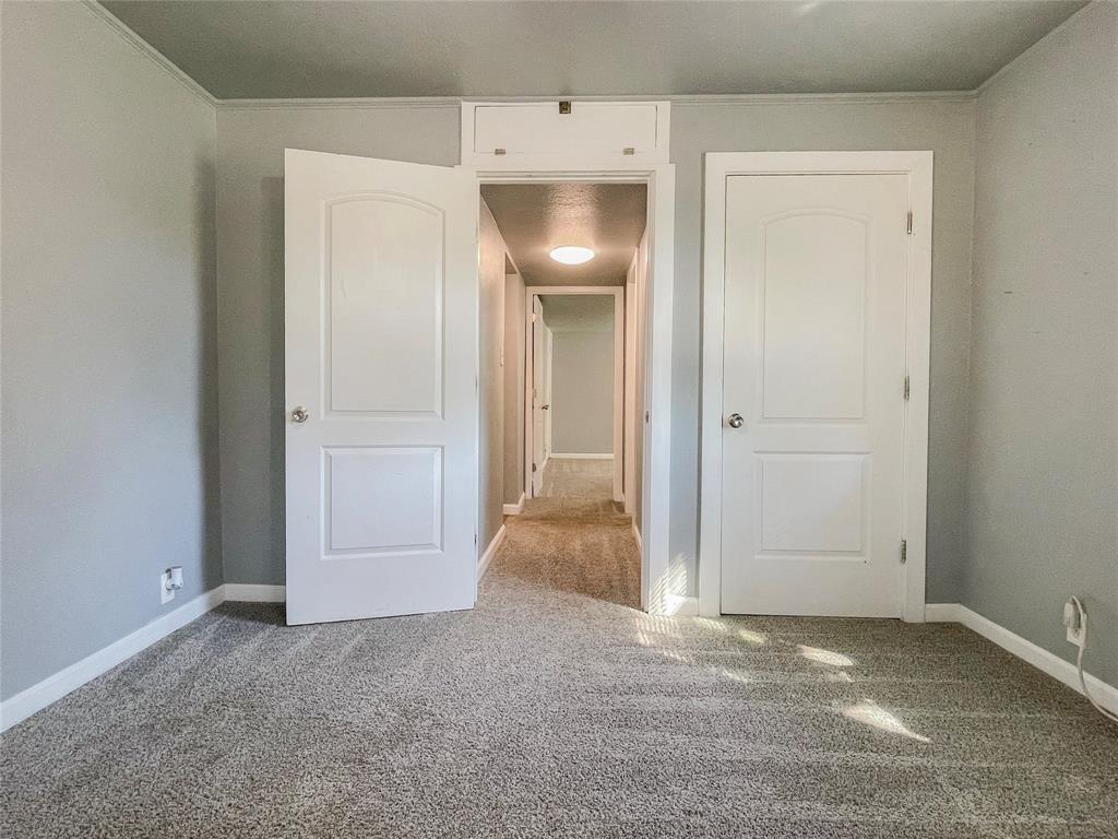 310 W Russell Street