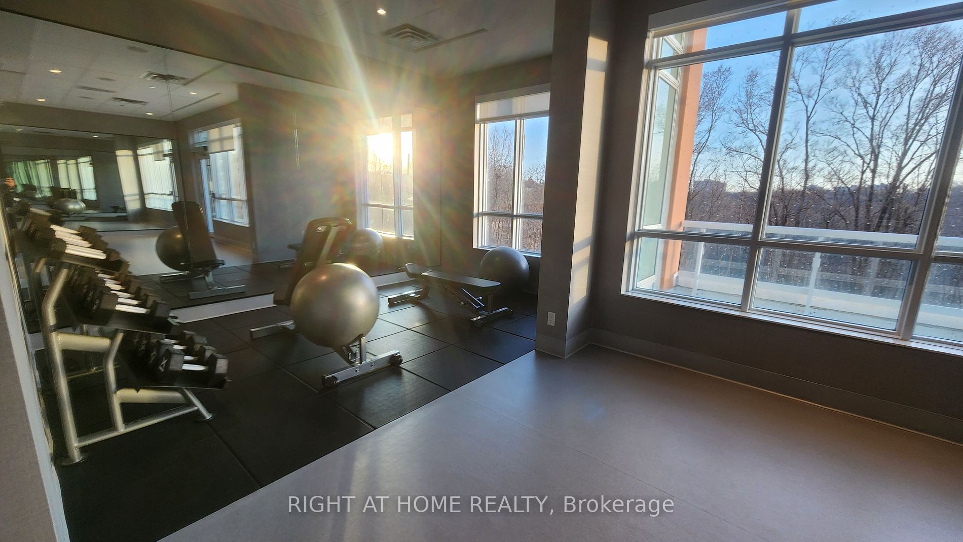 10 Wilby Cres 1801-P