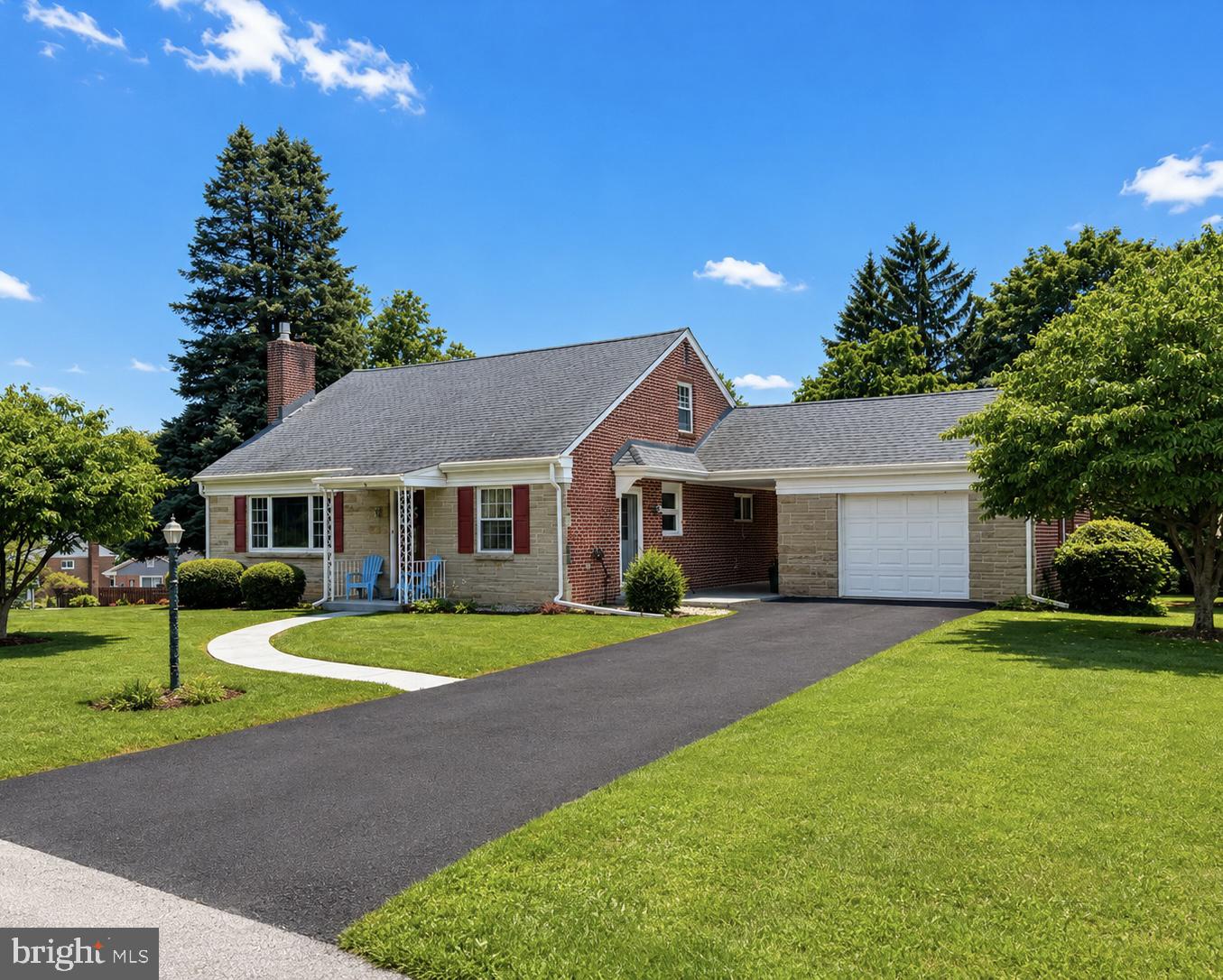 4 Edgehill Drive