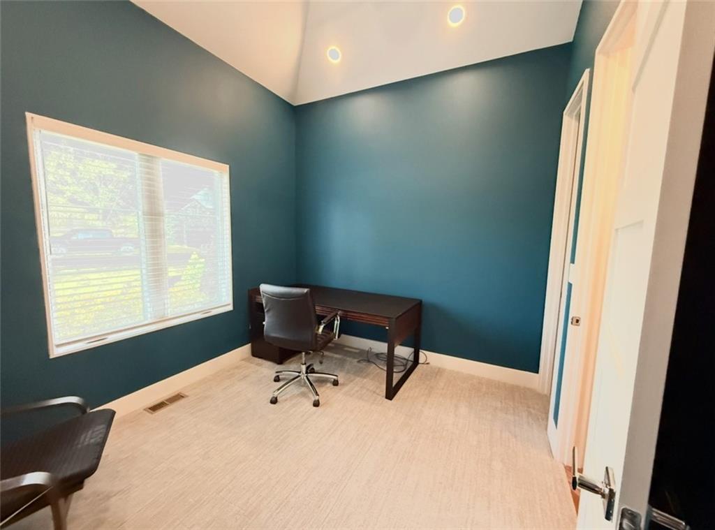 10239 N Kansas Avenue