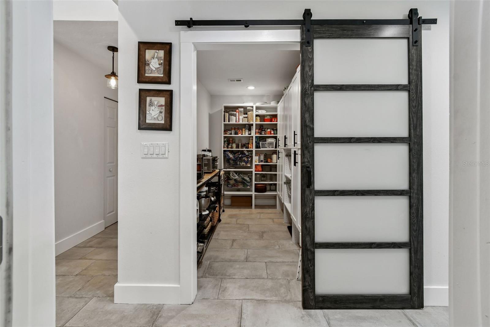 225 Harbor House Drive