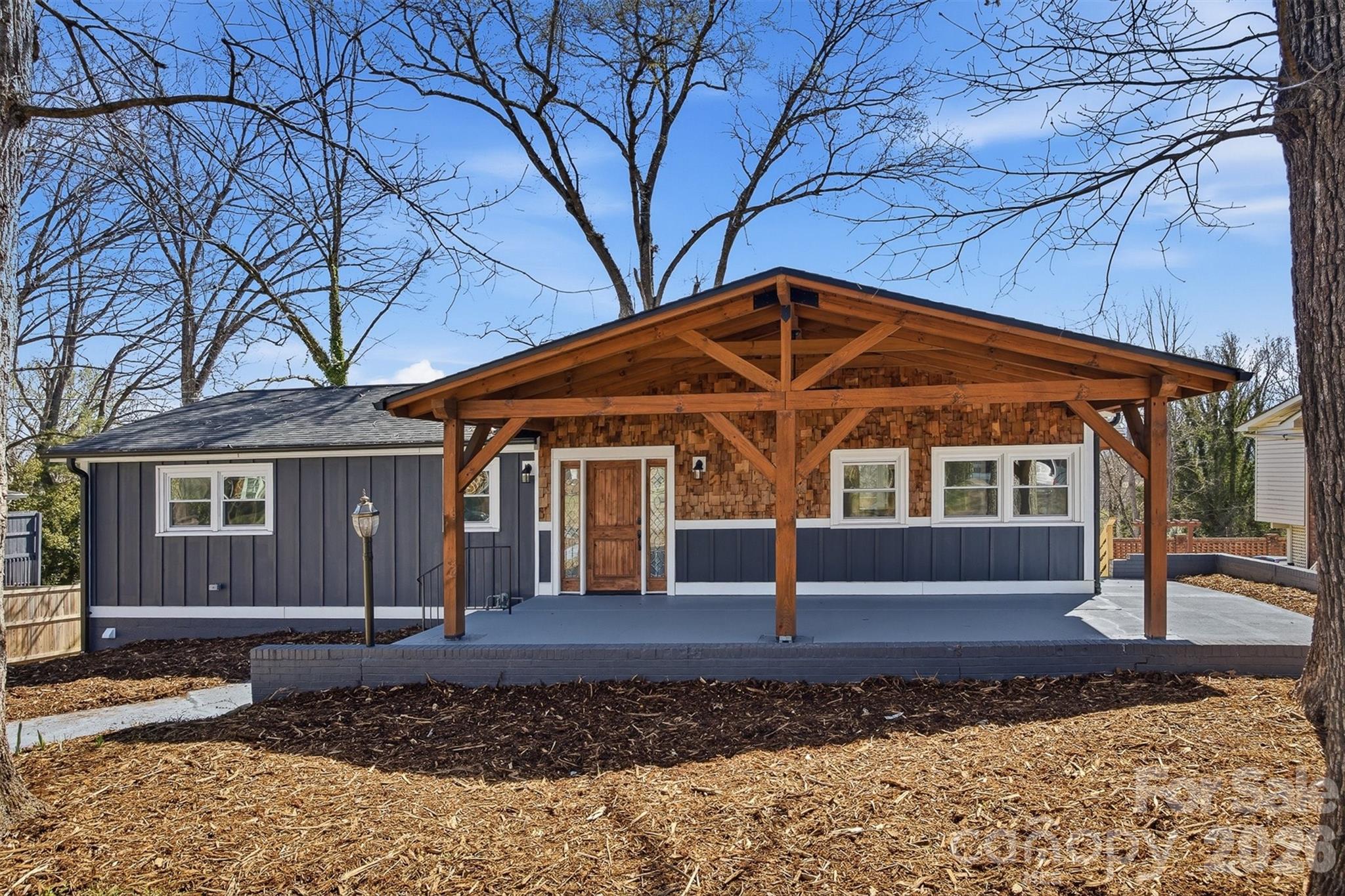 223 W Park Drive