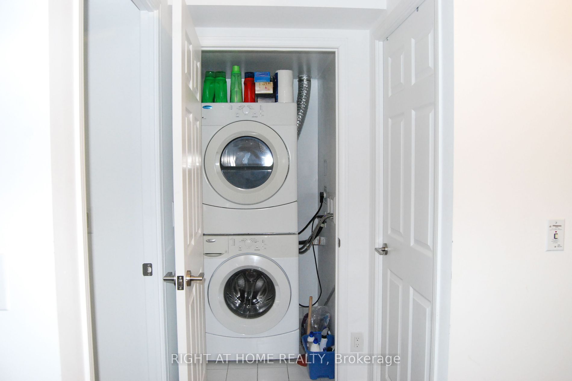 3 Michael Power Pl 1704
