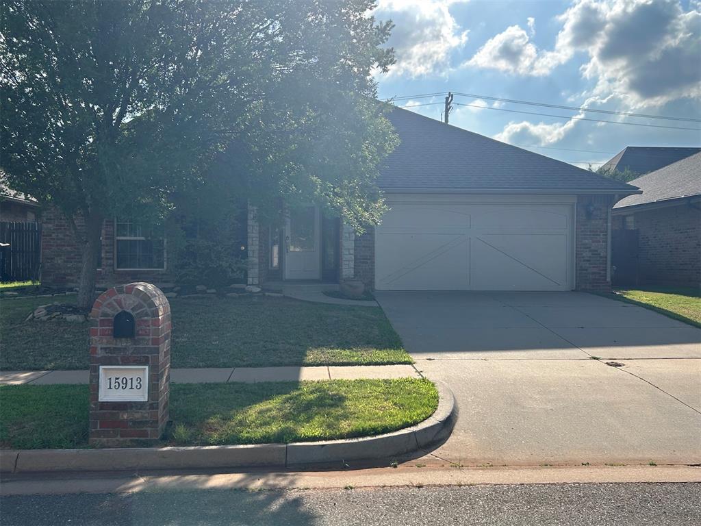 Welcome to 15913 Sky Run Dr.  A nicely appointed home built in 2009.  The focus of the home is the great room with kitchen, dining area and living room combined.   Covered patio in the spacious back yard.  A great neighborhood with lots of amenities including a pool and club house.