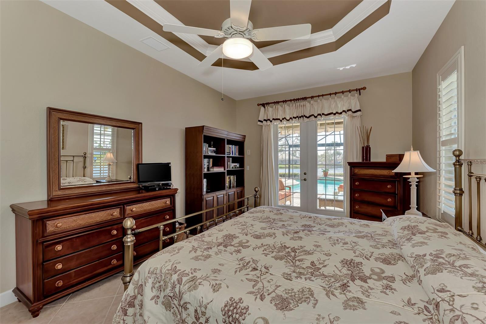 4233 Grosse Pointe Drive