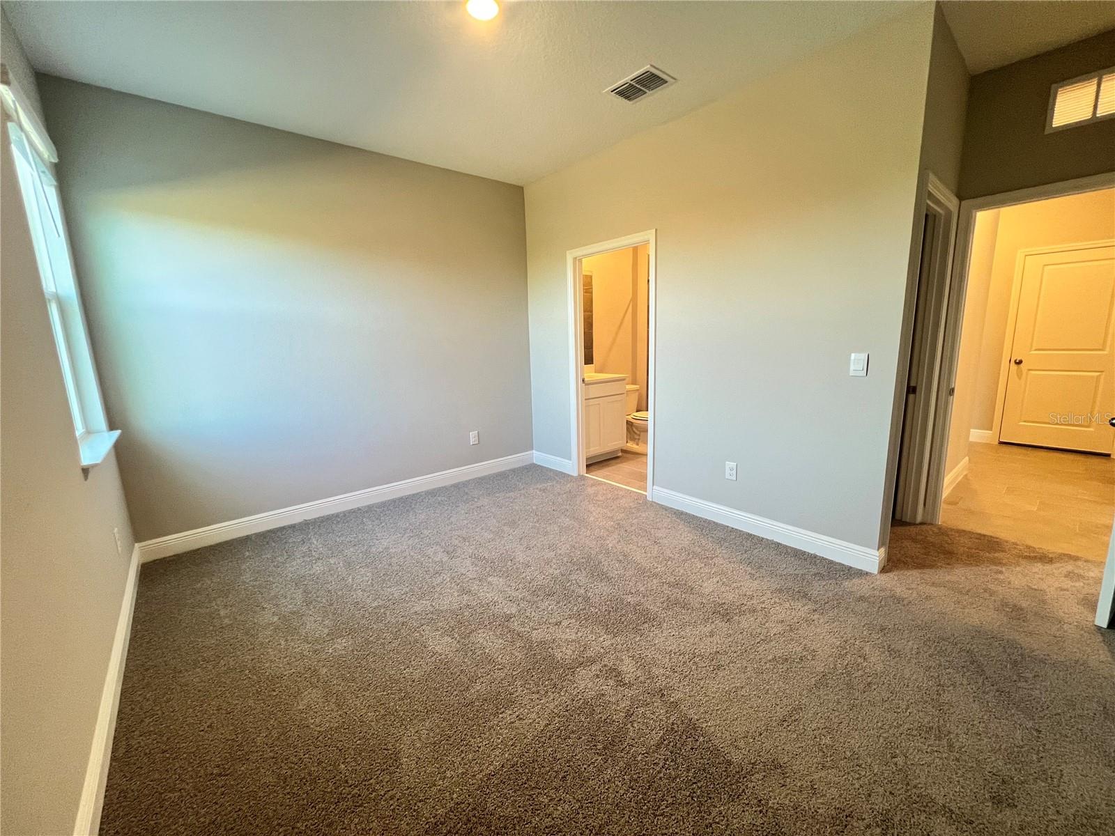 2315 Warren Acres Boulevard