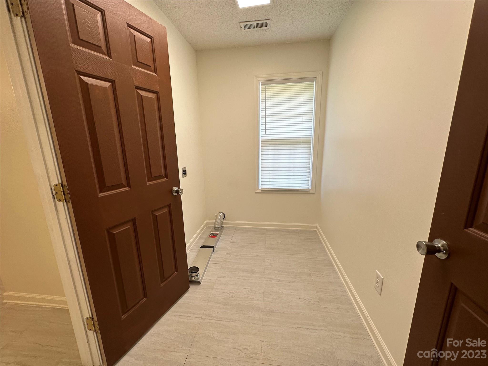 476 Legion Road